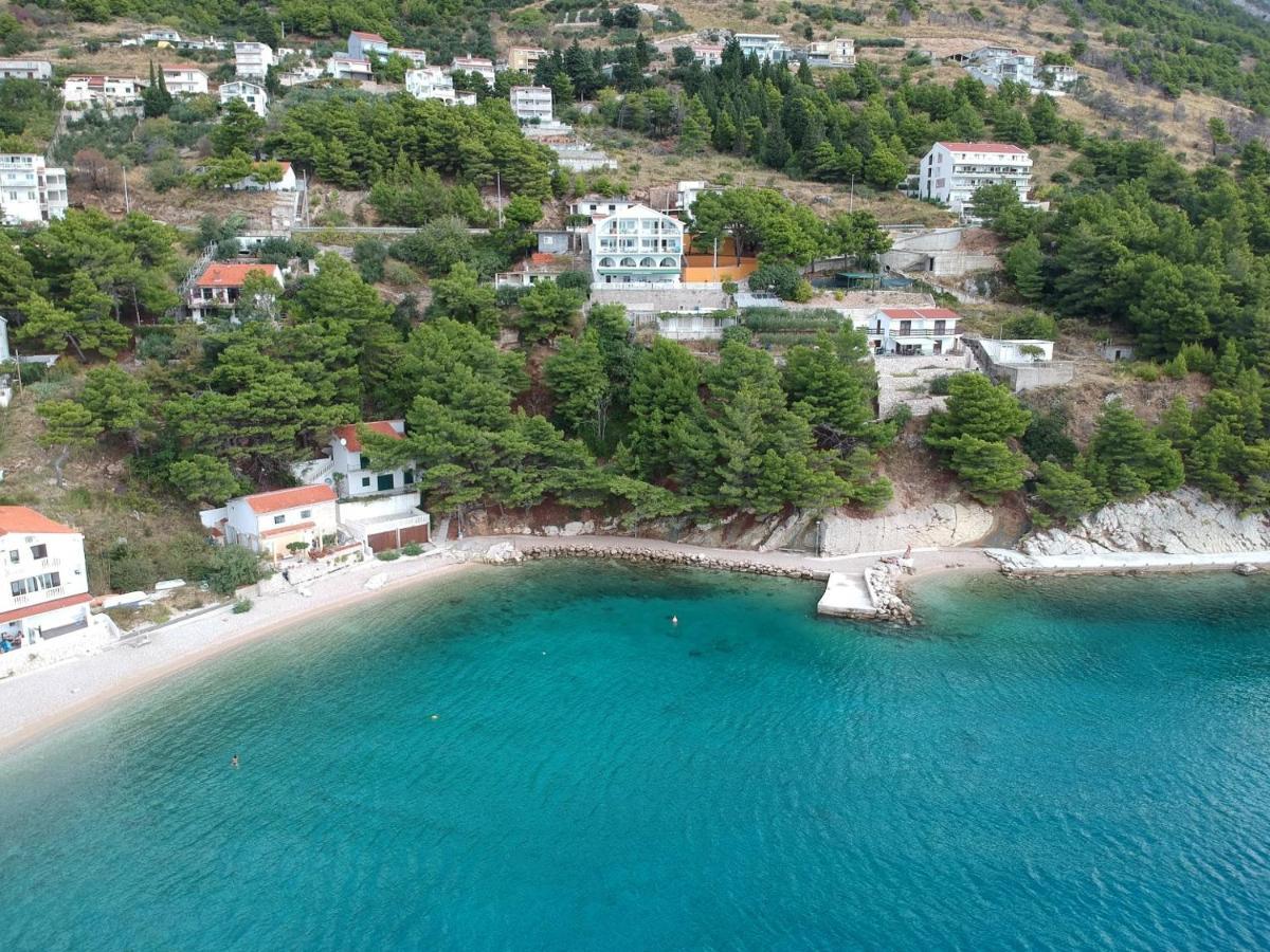 Deluxe Seaview Villa Kennedy III Mimice Bagian luar foto