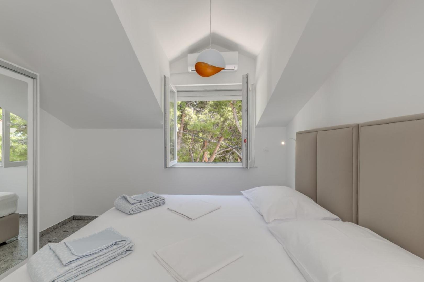 Deluxe Seaview Villa Kennedy III Mimice Bagian luar foto