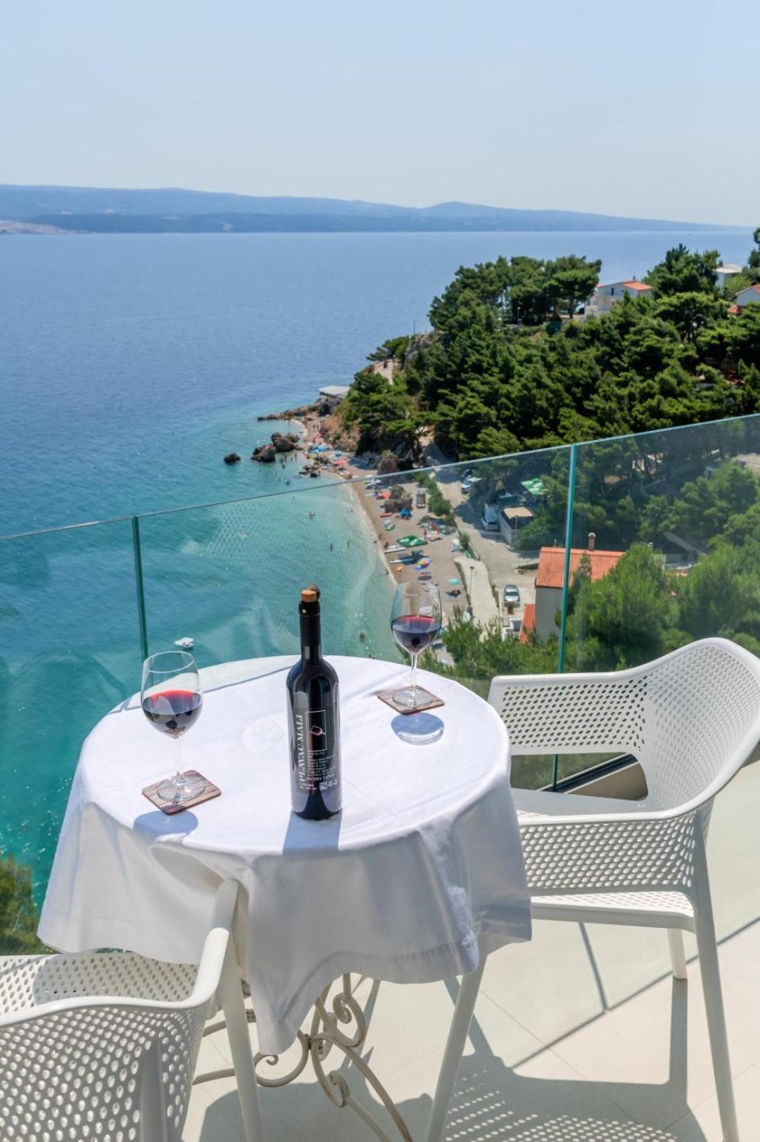 Deluxe Seaview Villa Kennedy III Mimice Bagian luar foto