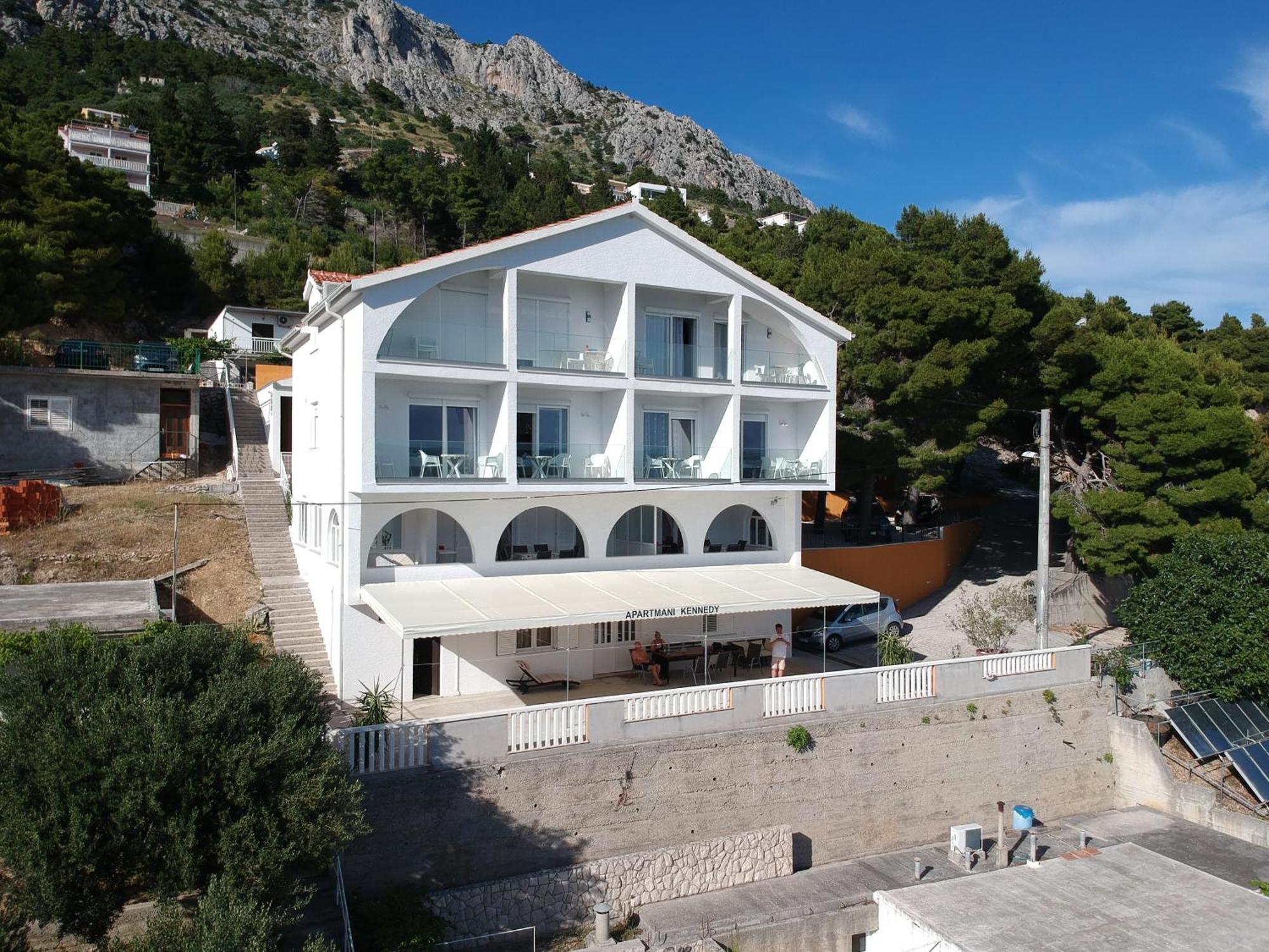 Deluxe Seaview Villa Kennedy III Mimice Bagian luar foto