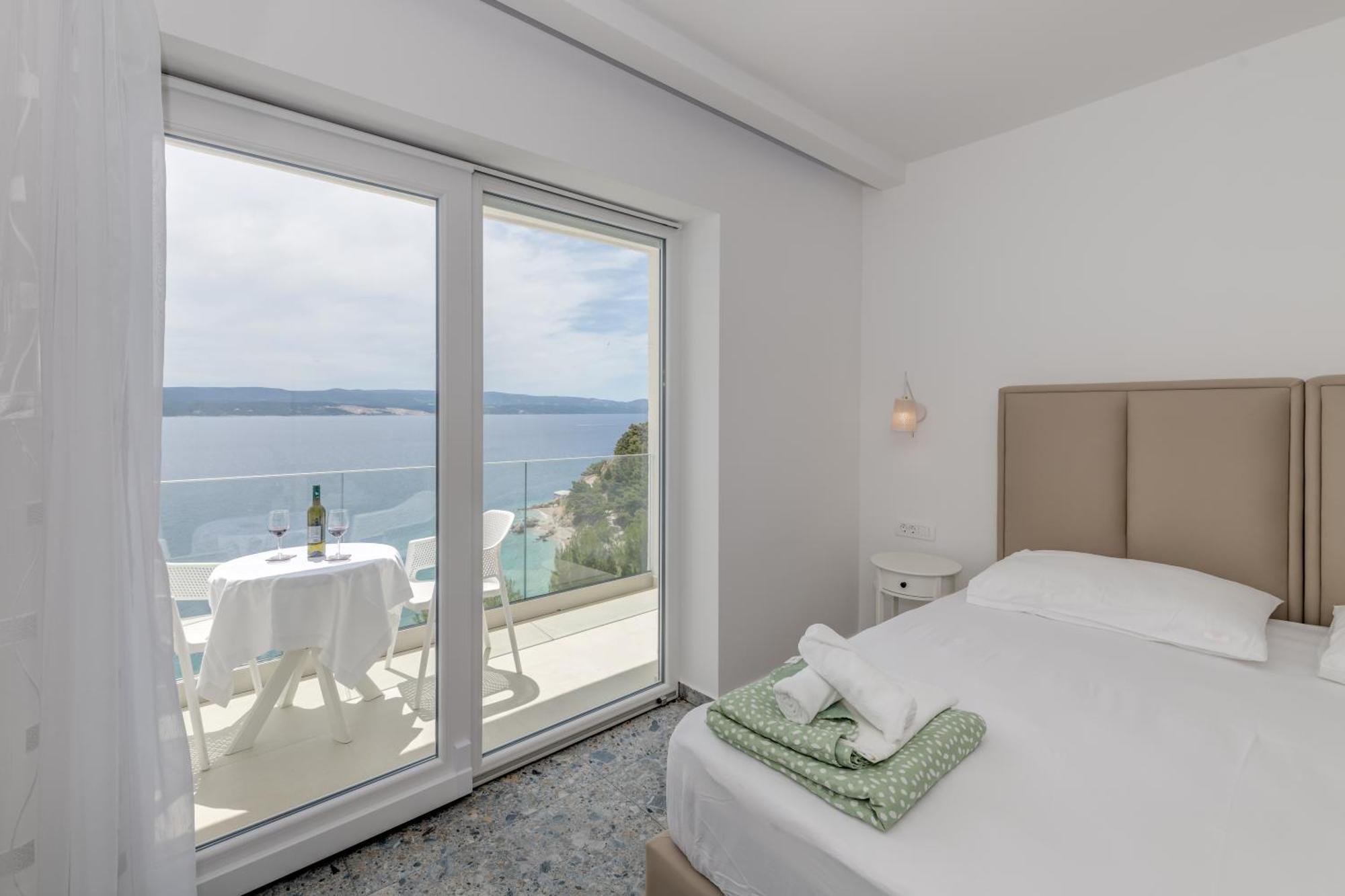 Deluxe Seaview Villa Kennedy III Mimice Bagian luar foto